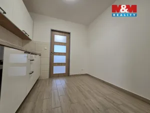 Pronájem bytu 3+kk, Praha - Karlín, Molákova, 56 m2