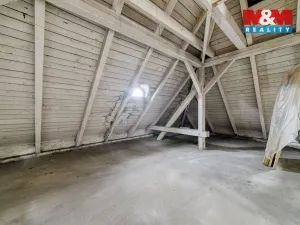 Prodej bytu 4+1, Cheb, Májová, 199 m2