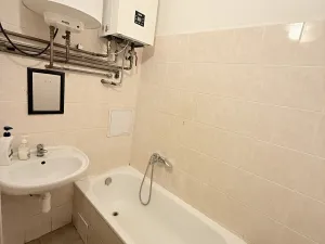 Pronájem bytu 1+1, Plzeň, Koterovská, 56 m2