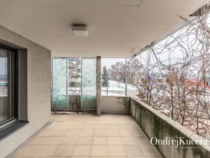 Pronájem bytu 4+kk, Praha - Dolní Chabry, K Beranovu, 188 m2