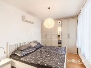 Pronájem bytu 4+kk, Praha - Dolní Chabry, K Beranovu, 188 m2