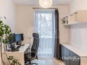 Pronájem bytu 4+kk, Praha - Dolní Chabry, K Beranovu, 188 m2