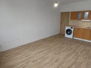 Pronájem bytu 2+kk, Valašské Meziříčí, Vsetínská, 45 m2