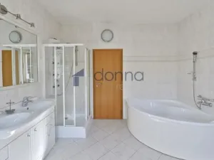 Pronájem vily, Praha, Nový Zlíchov, 839 m2