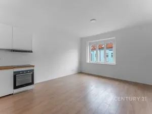 Pronájem bytu 2+kk, Praha - Strašnice, Průběžná, 47 m2