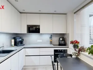 Prodej bytu 3+1, Kuřim, Na Loučkách, 68 m2