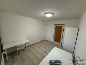 Pronájem pokoje, Pohořelice, Lidická, 12 m2