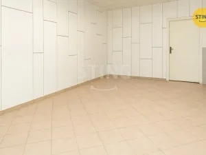 Pronájem obchodního prostoru, Jablunkov, Mariánské náměstí, 40 m2