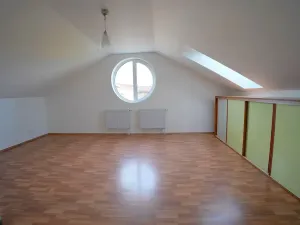 Prodej bytu 3+1, Dolní Břežany, Dělnická, 134 m2