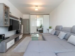 Prodej bytu 3+1, Strážnice, Kovářská, 77 m2