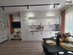 Prodej bytu 2+kk, Drač, 63 m2