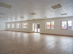 Pronájem obchodního prostoru, Trutnov - Dolní Staré Město, K Úpě, 106 m2
