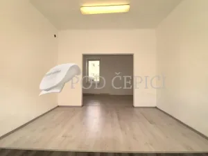 Pronájem kanceláře, Brno - Židenice, Stejskalova, 73 m2