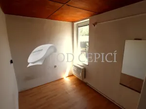 Pronájem kanceláře, Brno - Židenice, Stejskalova, 73 m2