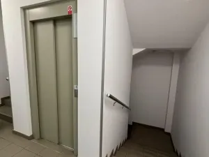 Pronájem bytu 1+kk, Kralupy nad Vltavou, Náměstí G. Karse, 50 m2