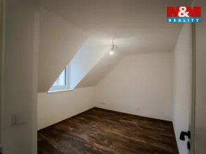Prodej rodinného domu, Kladno - Švermov, 104 m2