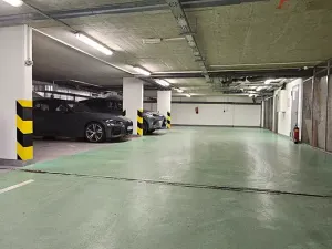 Pronájem garáže, Praha - Podolí, Podolská, 13 m2