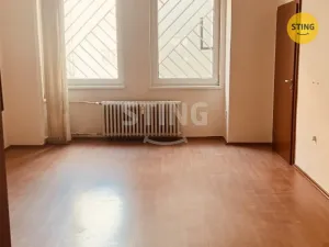 Pronájem kanceláře, Ostrava, Denisova, 132 m2