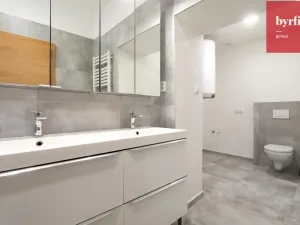 Pronájem bytu 3+kk, Opava, Dolní náměstí, 100 m2