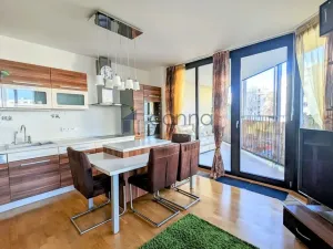 Pronájem bytu 2+kk, Praha, Ke kapslovně, 69 m2