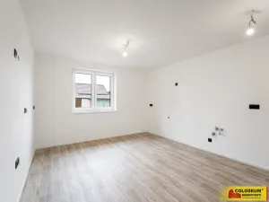 Prodej rodinného domu, Hrádek, 105 m2