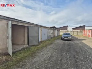 Prodej garáže, Hradec Králové, 16 m2
