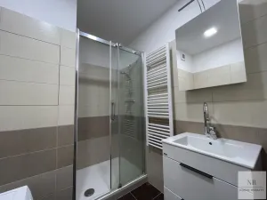 Pronájem bytu 1+1, Karlovy Vary, Východní, 35 m2