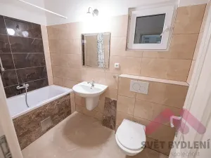 Pronájem bytu 2+kk, Praha - Karlín, Za Poříčskou bránou, 57 m2