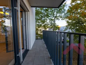 Pronájem bytu 2+kk, Praha - Řepy, Laudova, 62 m2