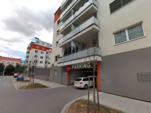 Pronájem garáže, Olomouc, Edmunda Husserla, 20 m2