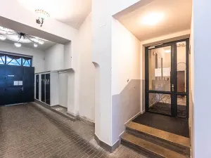 Prodej bytu 2+kk, Praha, Lucemburská, 51 m2