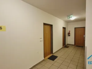 Prodej bytu 1+kk, Praha - Stodůlky, Sluneční náměstí, 30 m2