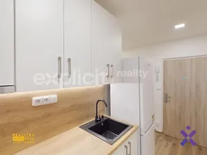 Pronájem bytu 1+1, Otrokovice - Kvítkovice, J. Valčíka, 29 m2