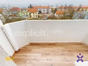 Pronájem bytu 1+1, Otrokovice - Kvítkovice, J. Valčíka, 29 m2