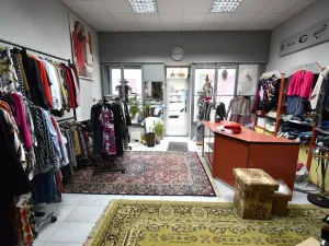 Pronájem obchodního prostoru, Plzeň - Vnitřní Město, Bezručova, 84 m2