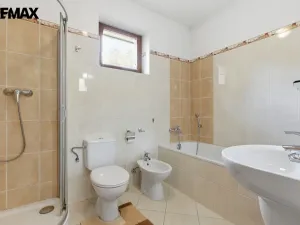 Prodej rodinného domu, Karlovy Vary, Za Motelem, 137 m2