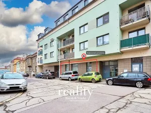 Pronájem obchodního prostoru, Znojmo, Bezručova, 72 m2
