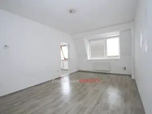 Pronájem bytu 2+1, Znojmo, Gagarinova, 60 m2