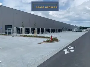 Pronájem skladu, Pardubice, 5082 m2