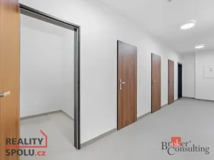 Pronájem bytu 2+kk, Hradec Králové, Pod Svahem, 50 m2