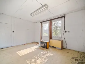 Prodej zemědělského objektu, Přelouč - Mělice, 7117 m2