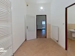 Pronájem kanceláře, Holešov, nám. Dr. E. Beneše, 164 m2