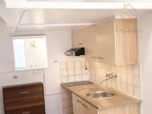 Pronájem bytu 1+kk, Praha - Střešovice, Nad hradním vodojemem, 15 m2