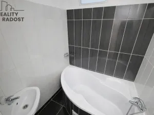 Pronájem bytu 2+1, Krupka, Komenského, 62 m2