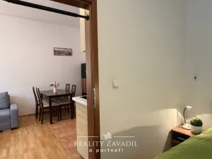 Prodej bytu 2+kk, Praha - Smíchov, Pechlátova, 39 m2