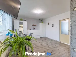 Prodej rodinného domu, Hevlín, 113 m2