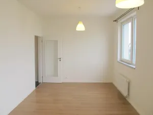 Pronájem bytu 1+kk, Praha - Hlubočepy, Geologická, 32 m2