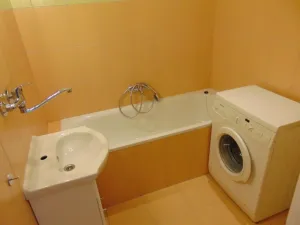 Pronájem bytu 1+kk, Praha - Strašnice, Věšínova, 32 m2