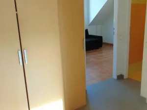Pronájem bytu 1+kk, Praha - Strašnice, Věšínova, 32 m2