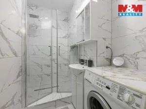 Prodej bytu 2+1, Karlovy Vary, nábřeží Jana Palacha, 63 m2